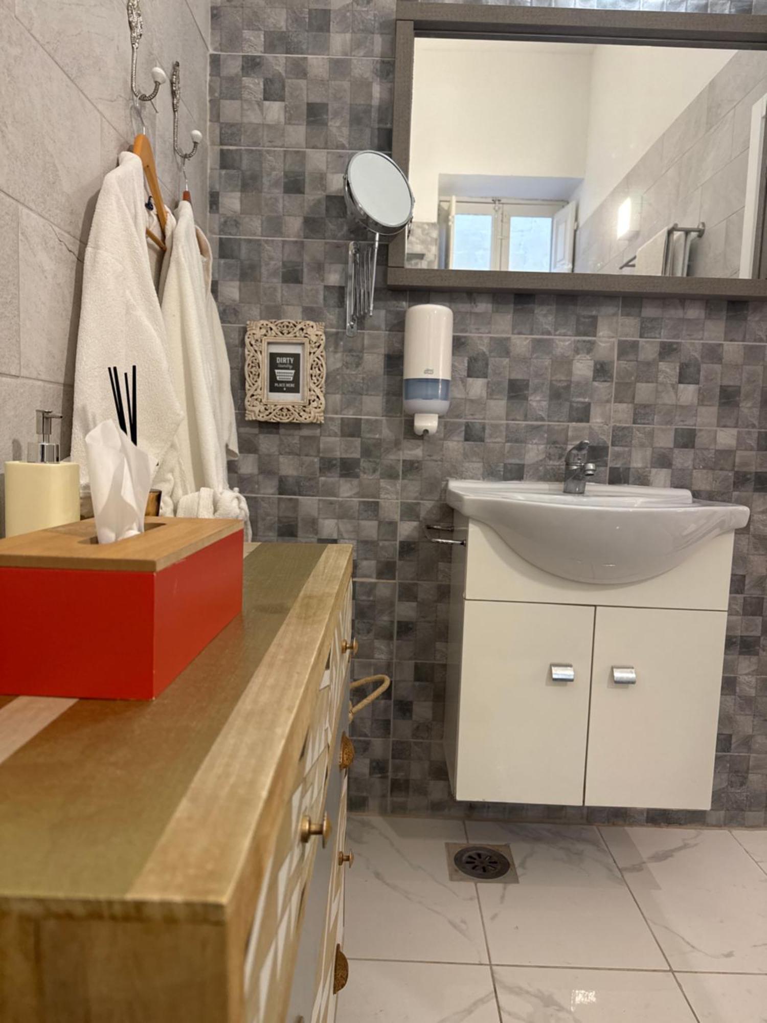 Bebirgu Palazzino Luxury 2 Jacuzzi To Share Leilighet Eksteriør bilde